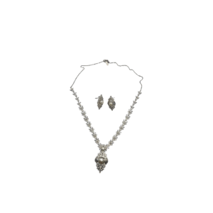 Elegant Pearl and Crystal Necklace & Earrings Set – Silver-Tone